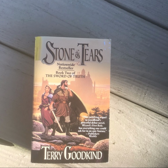 3 Fantasy books - Picture 5 of 8